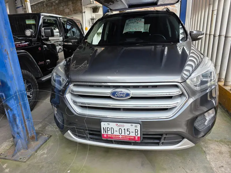 Foto Ford Escape S Plus usado (2019) color Gris precio $289,900