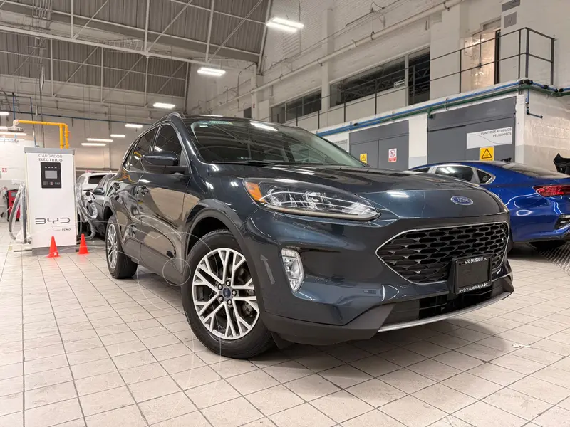 Foto Ford Escape Trend Advance usado (2022) color Azul Marino precio $379,900