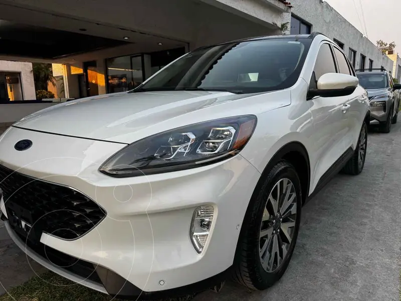 Foto Ford Escape Titanium EcoBoost usado (2020) color Blanco precio $345,000