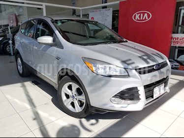 Ford Escape SE Plus con techo panoramico usado (2014) color Plata precio $179,000