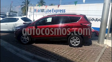 Foto venta Auto Seminuevo Ford Escape S Plus (2017) color Rojo Rubi precio $290,000
