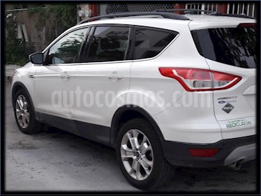foto Ford Escape SE Plus usado (2013) color Blanco precio $179,000