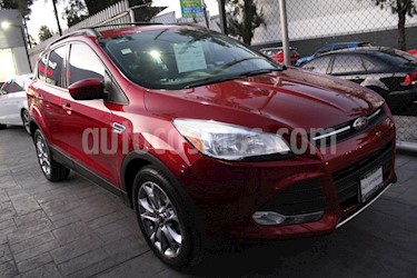 Foto venta Auto Seminuevo Ford Escape SE Plus (2014) color Rojo precio $275,000