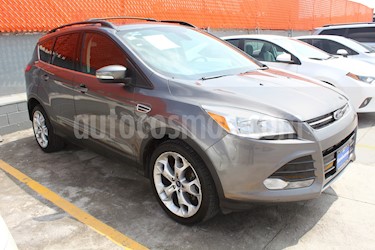 foto Ford Escape SEL usado (2013) color Gris precio $225,000
