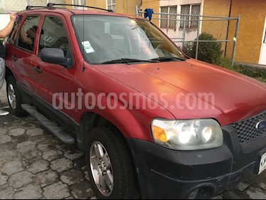 foto Ford Escape XLS usado (2006) color Rojo Fuego precio $85,000