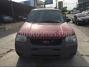 foto Ford Escape XLT 4x4 usado (2001) color Rojo precio $240.000