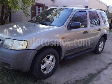 Foto Ford Escape XLT 4x4 usado (2001) color Celeste precio $248.000