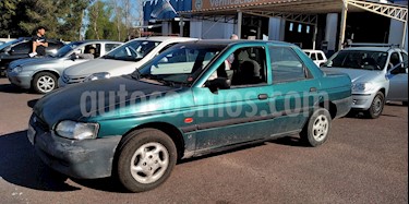 Foto Ford Escort LX usado (1998) color Verde precio $69.000