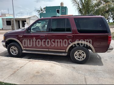 Ford Expedition Limited 4x4 usado (2002) color Rojo precio $55,000