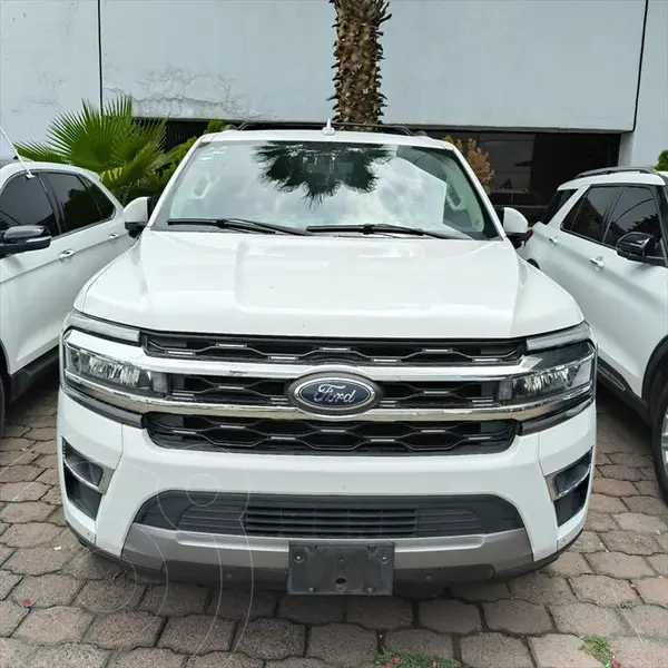Foto Ford Expedition Limited 4x2 usado (2023) color Blanco precio $919,000