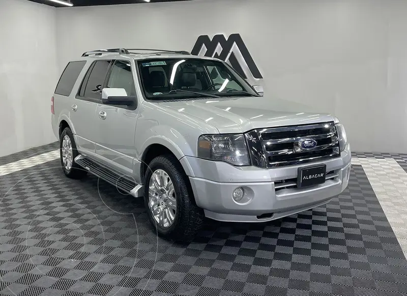 Foto Ford Expedition Limited 4x2 usado (2013) color plateado precio $246,999