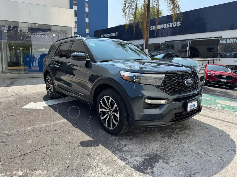 Foto Ford Explorer ST 3.0L usado (2022) color Azul precio $897,500