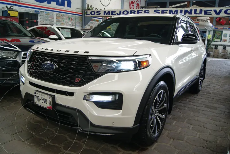 Foto Ford Explorer ST 3.0L usado (2021) color Blanco precio $847,000