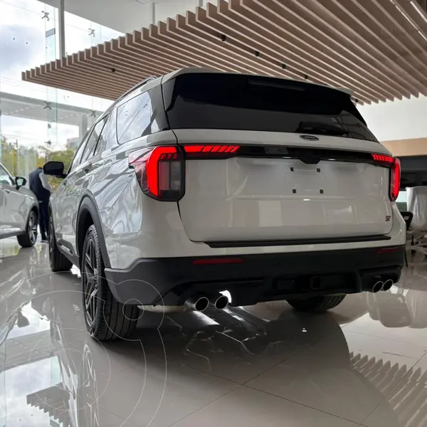 ford explorer-st