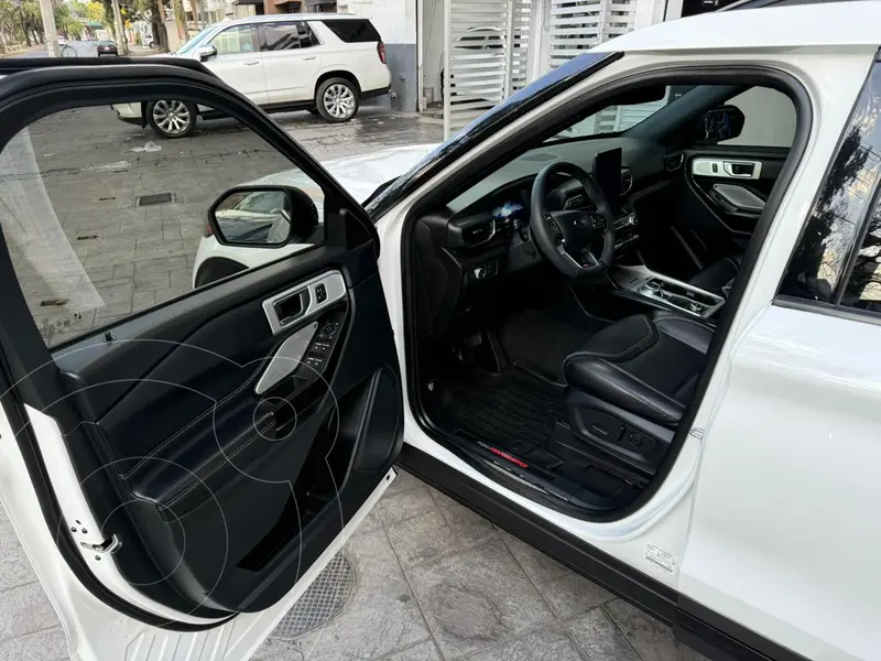 ford explorer-st