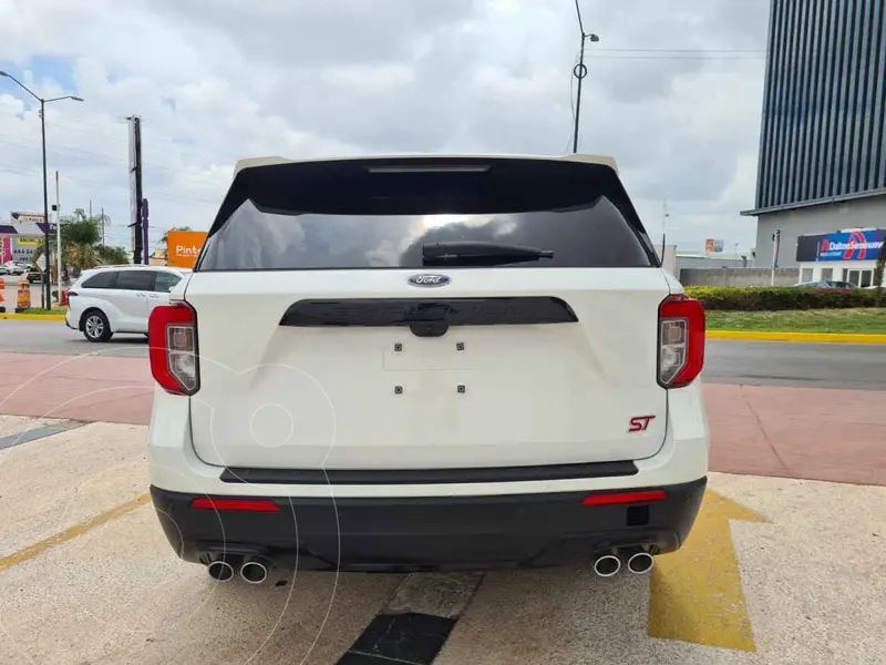 ford explorer-st