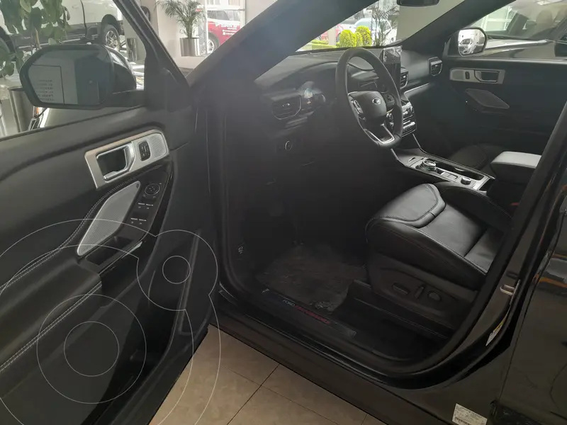 ford explorer-st