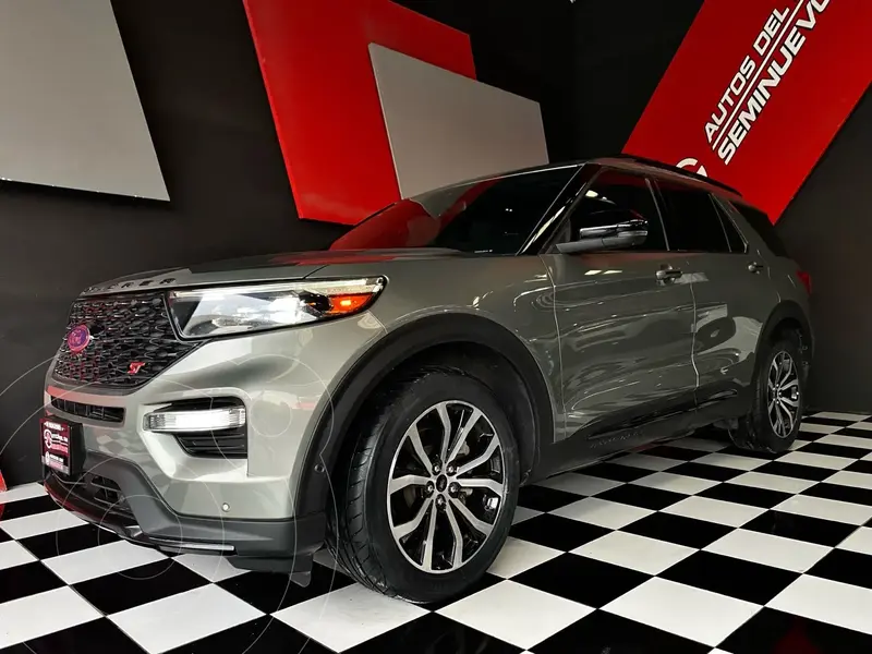 Foto Ford Explorer ST 3.0L usado (2020) color Gris precio $690,000