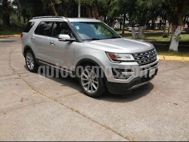 foto Ford Explorer 5p Limited V6/3.5 Aut usado (2017) color Plata precio $535,000