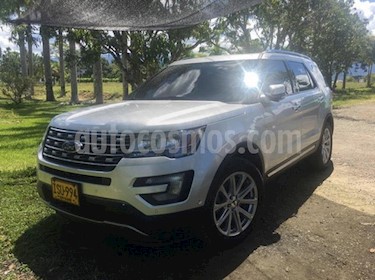 foto Ford Explorer Limited 4x4 usado (2016) color Gris precio $69.000.000