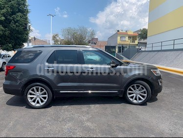 Foto Ford Explorer Limited 4x2 3.6L usado (2016) color Gris Nocturno precio $450,000