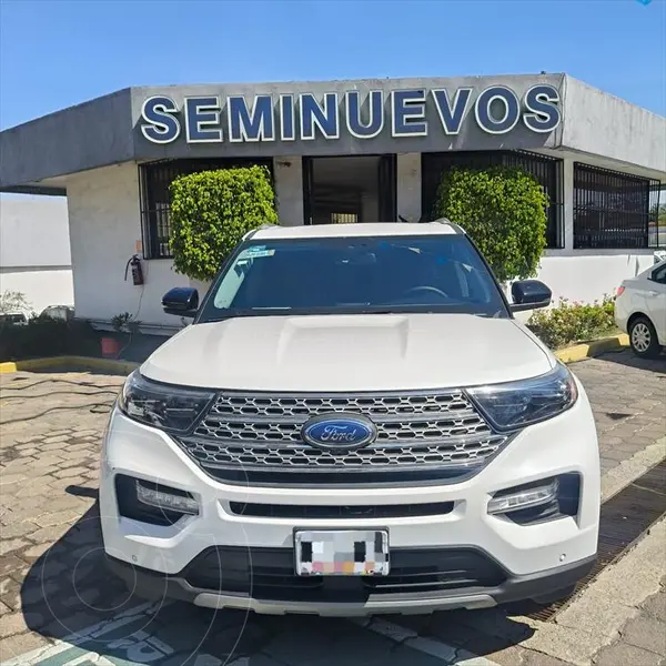 Foto Ford Explorer Limited usado (2023) color Blanco precio $880,000