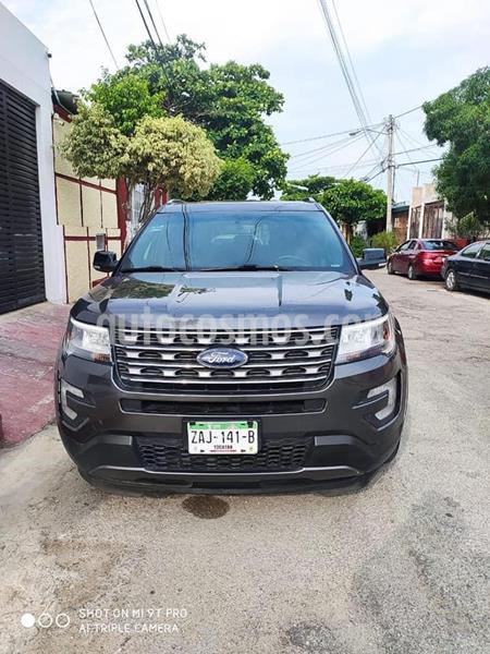 foto Ford Explorer XLT usado (2016) color Gris Nocturno precio $375,000