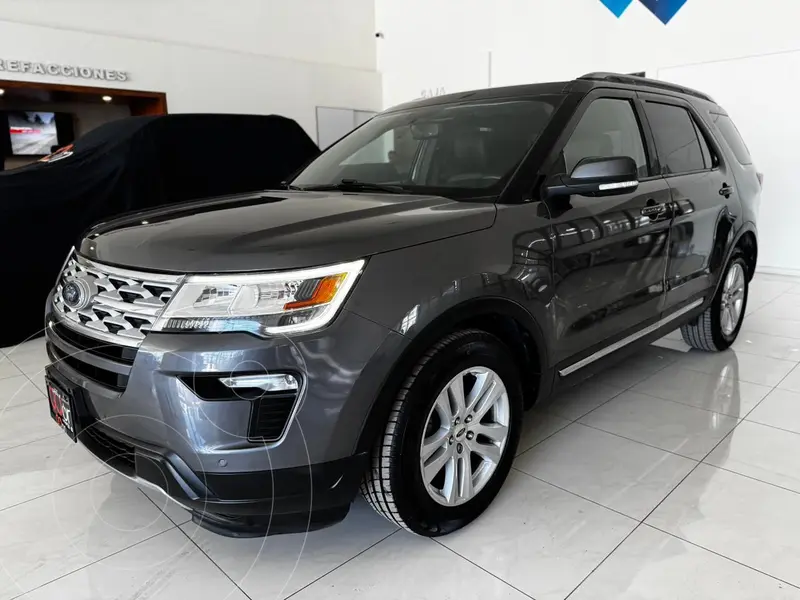 Foto Ford Explorer XLT usado (2019) color Gris financiado en mensualidades(enganche $119,628 mensualidades desde $9,148)