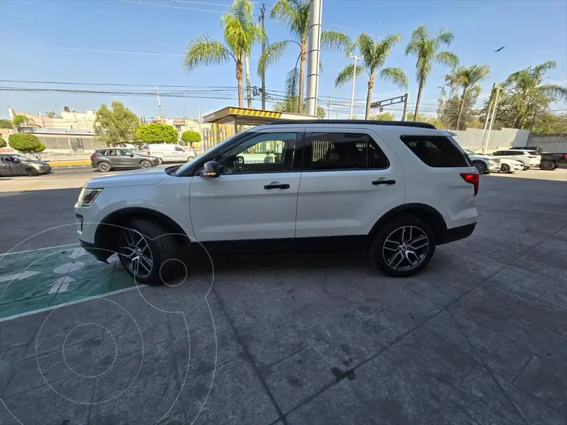 Foto Ford Explorer Sport 4x4 usado (2019) color Blanco precio $620,000
