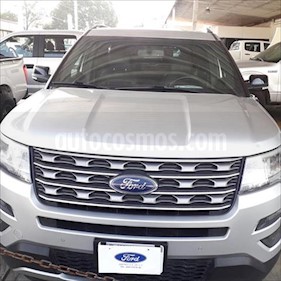 Ford Explorer XLT Piel usado (2016) color Plata precio $400,000