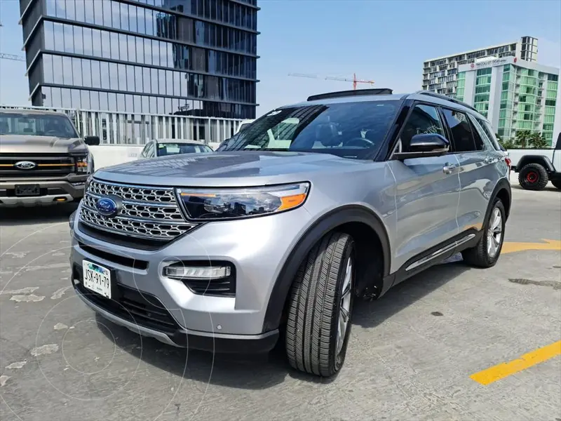 Foto Ford Explorer Limited usado (2020) color Plata financiado en mensualidades(enganche $179,600 mensualidades desde $24,590)