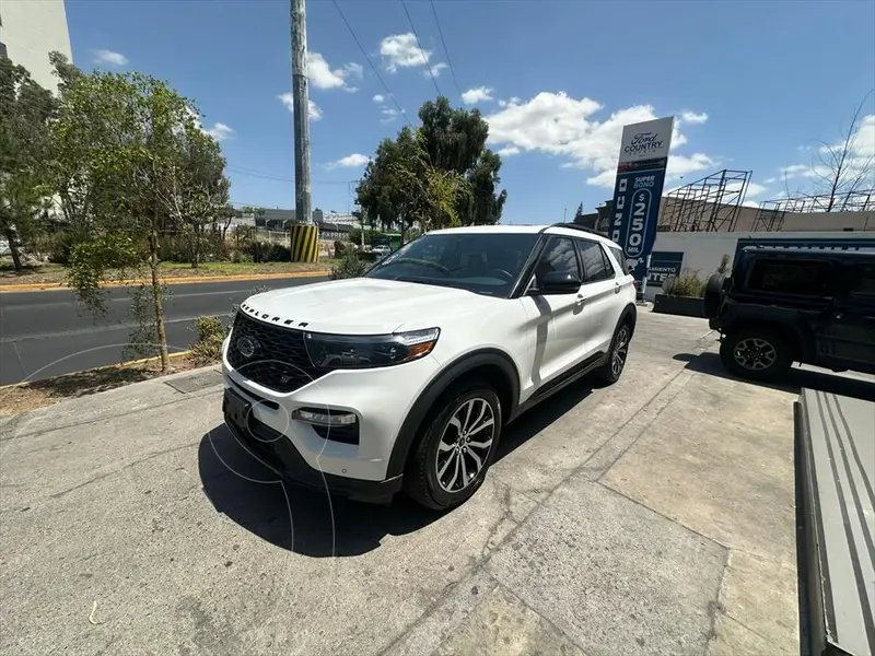 Foto Ford Explorer XLT Base usado (2023) color Blanco precio $1,098,000