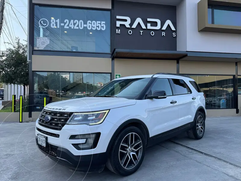 Foto Ford Explorer Sport 4x4 usado (2017) color Blanco precio $329,800