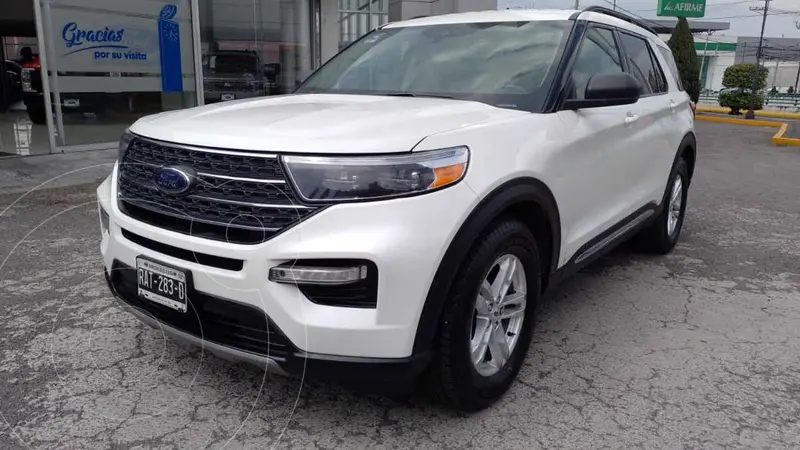 Foto Ford Explorer XLT usado (2022) color Blanco financiado en mensualidades(enganche $147,616 mensualidades desde $16,105)