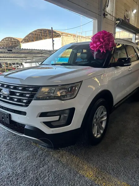 Foto Ford Explorer XLT Piel usado (2016) color Blanco precio $294,900