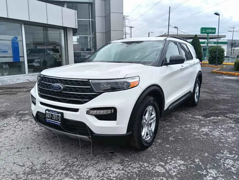 Foto Ford Explorer XLT usado (2022) color Blanco financiado en mensualidades(enganche $156,576 mensualidades desde $17,082)
