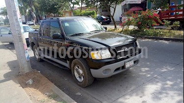 Foto Ford Explorer Sport Trac 4x2 4.0L usado (2001) color Negro precio $95,000