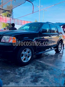 Foto venta Auto Seminuevo Ford Explorer XLS 4x2 4.0L (2005) color Negro precio $76,000