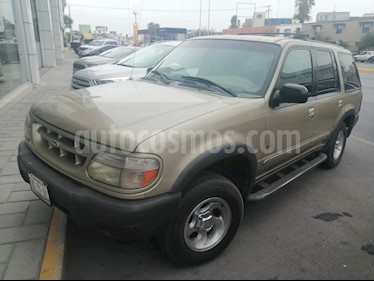 Foto Ford Explorer XLS 4x2 4.0L usado (2000) color Marron precio $45,000