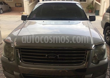 foto Ford Explorer XLT 4x2 usado (2010) color Plata precio BoF6.000