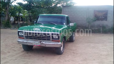 Ford F-100 pick up usado (1977) color Verde precio u$s1.600