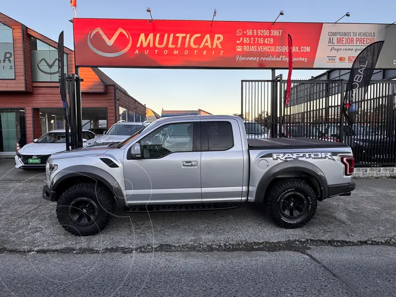 Foto Ford F-150 Raptor 3.5L Ecoboost usado (2017) color Gris Plata  financiado en cuotas(pie $6.180.000)