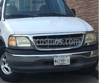 foto Ford F-150 Cabina y Media 4x2 V8 usado (2002) color Blanco precio $71,000