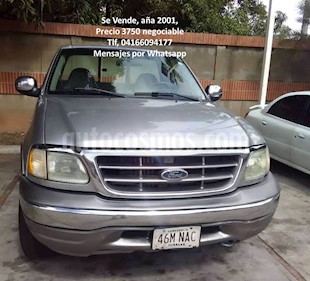 Ford F-150 Lariat Pick-up V8,5.4i,16v A 1 3 usado (2001) color Gris precio u$s3.750