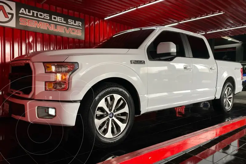 Foto Ford F-150 Doble Cabina 4x2 V6 usado (2017) color Blanco Oxford precio $470,000
