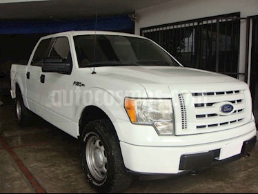Ford F-150 XL 4x4 5.0L Crew Cabina usado (2010) color Blanco precio $220,000