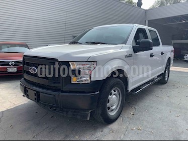 foto Ford F-150 XL 4x4 5.0L Crew Cabina usado (2017) color Blanco precio $469,000