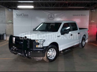 Ford F-150 4p XL Crew Cab 4x2 V8/5.0 Aut usado (2015) color Blanco precio $319,000