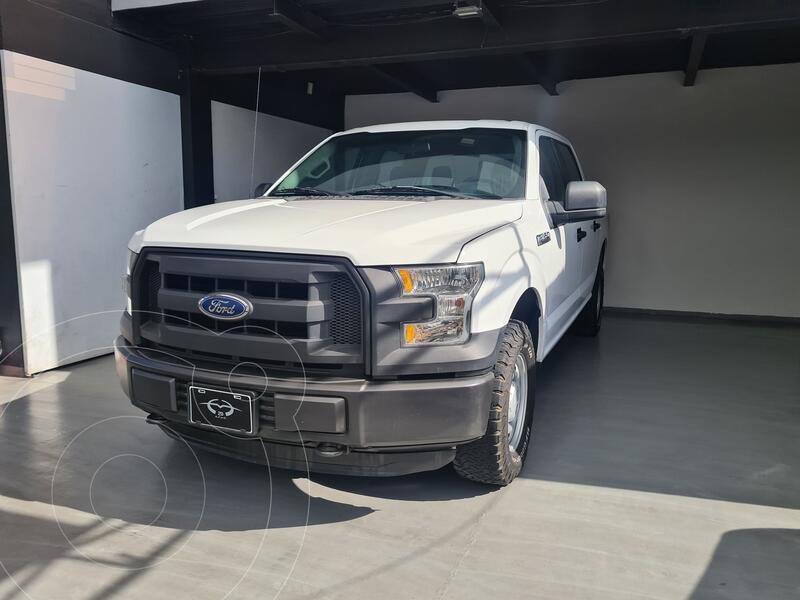 Foto Ford F-150 XL 4x4 5.0L Crew Cabina usado (2015) color Blanco precio $498,000