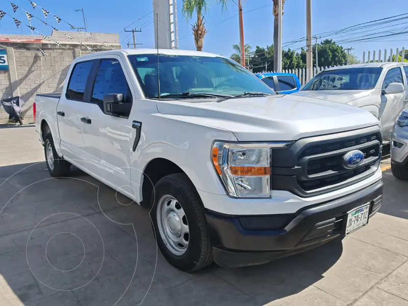 Foto Ford F-150 XL 4x2 3.7L Doble Cabina usado (2022) color Blanco Oxford precio $669,000
